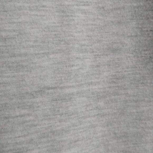 4/$20 Light grey tee shirt T-shirt with embroidered pink rose appliques Medium - Picture 4 of 11